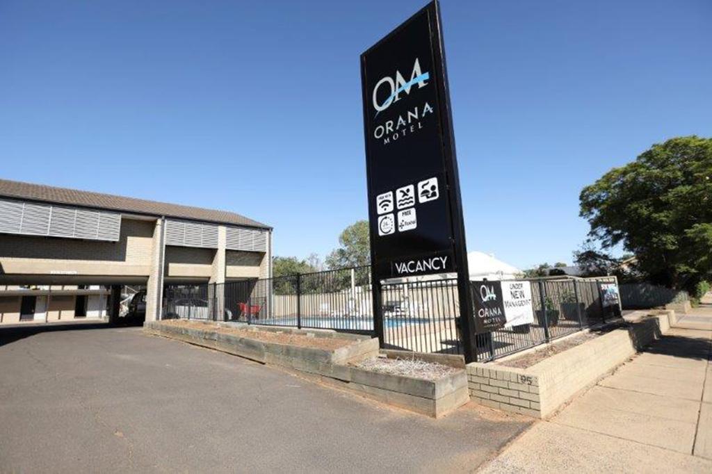 Orana Motel Dubbo Exterior photo